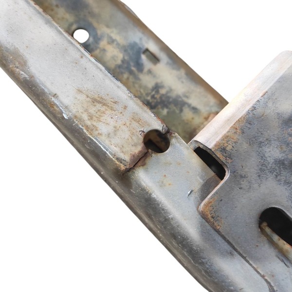 Parachoque Traseiro Ford Ranger 1993 1997 Detalhe