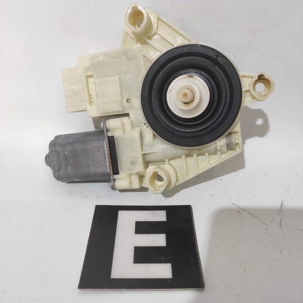 Motor Vidro Traseiro Esquerdo Vw Golf 2014 2020 5q4959811a