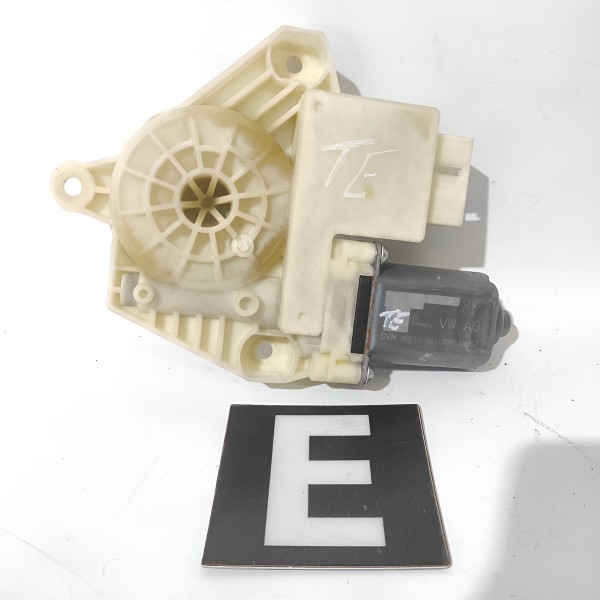 Motor Vidro Traseiro Esquerdo Vw Golf 2014 2020 5q4959811a