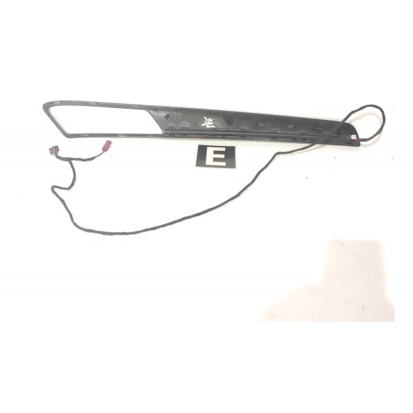 Friso Forro Porta Dianteira Esquerda Vw Golf 2014 2020