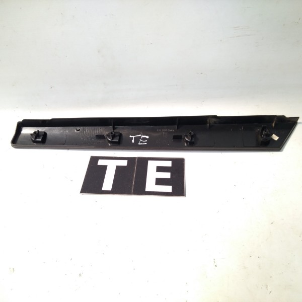 Friso Forro De Porta Traseiro Esquerdo  Captiva 06-18