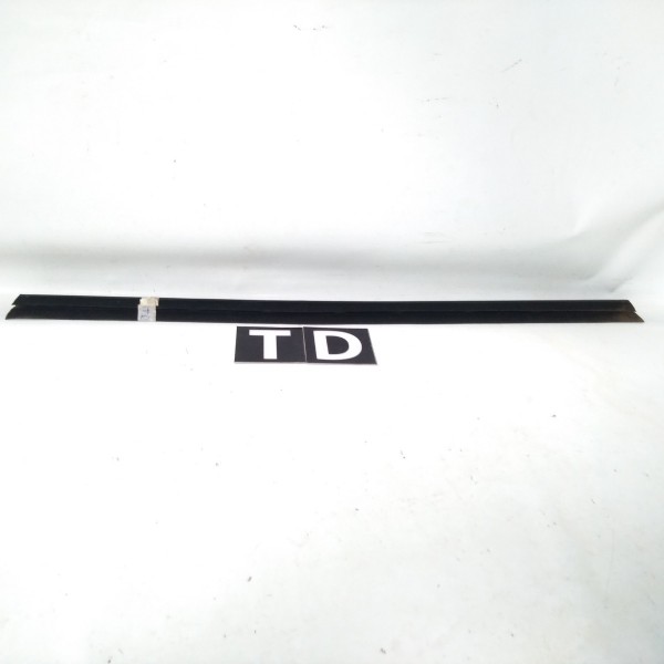 Pestana Interna Traseiro Direito Chevrolet Captiva 06-18