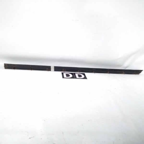 Pestana Interna Dianteiro Direito Chevrolet Captiva 06-18