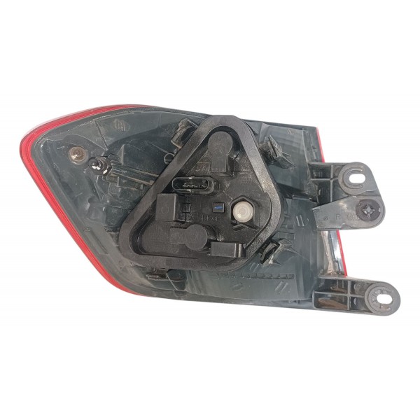 Lanterna Traseira Direita Bmw 320i F30 2012 2015 Direito/passageiro