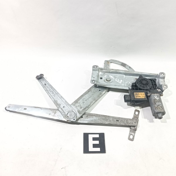 Maquina De Vidro Esquerda 90520201 Chevrolet Tigra 98 Detalh