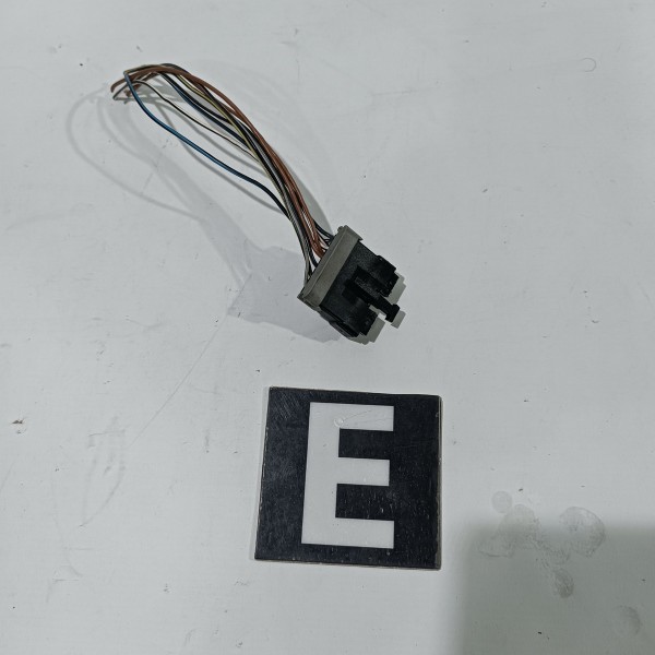 Conector Chicote Lanterna Traseira Esquerda Chevrolet Tigra