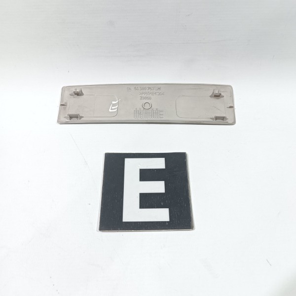 Tampa Da Alça Coluna Lateral Esquerda Chevrolet Tigra 1998