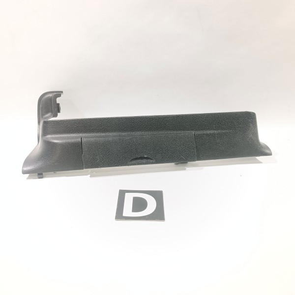 Acabamento Lateral Direito Banco Chevrolet Tigra 98 Detalhe