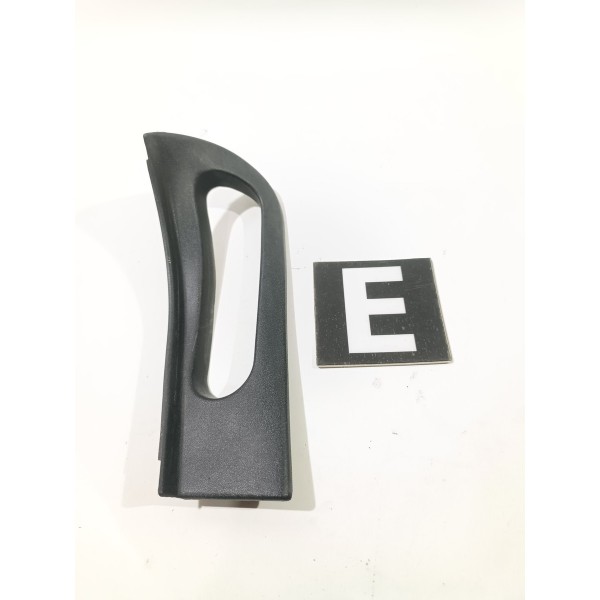 Moldura Esquerda Amortecedor Porta Mala Chevrolet Tigra 1998