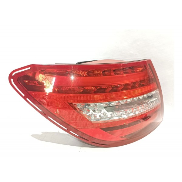 Lanterna Traseira Esquerda Mercedes C180 C200 2011 2014 Led Esquerdo/motorista