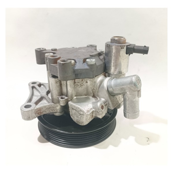 Bomba Oleo Mercedes C180 Cgi 2011 2012 A0054668201