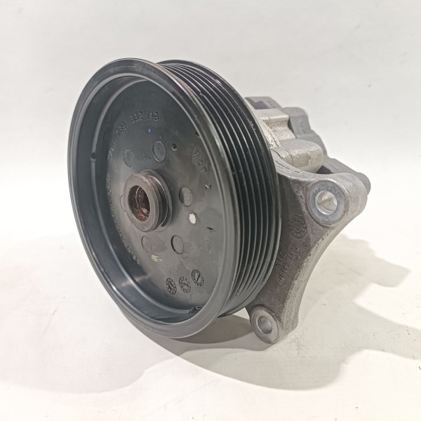 Bomba Oleo Mercedes C180 Cgi 2011 2012 A0054668201