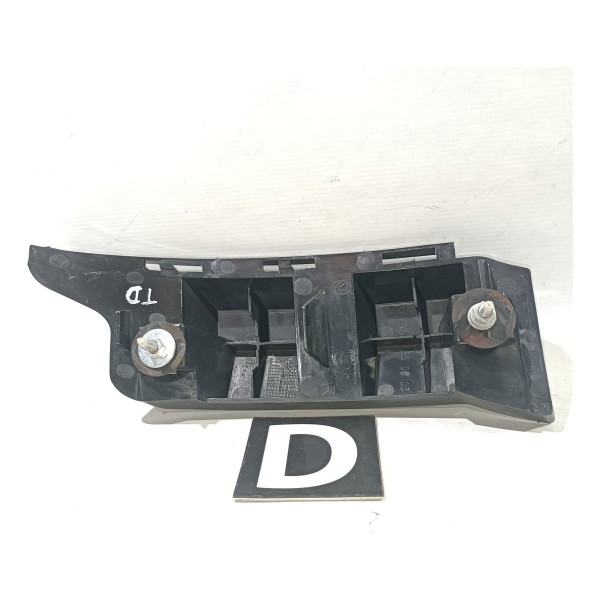 Guia Direito Parachoque Traseiro Mercedes C180 C200 07 14