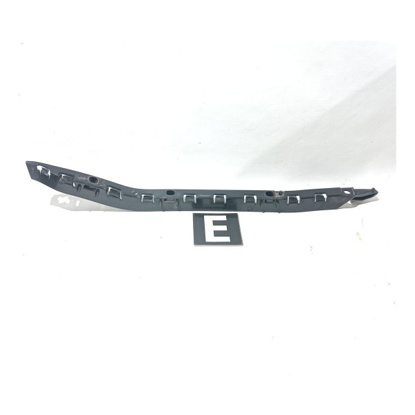 Guia Esquerdo Parachoque Traseiro Mercedes C180 07 14