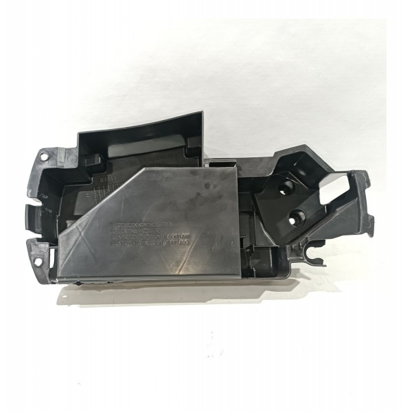 Caixa Ferramentas Mercedes C180 C200 07 14 Detalhes