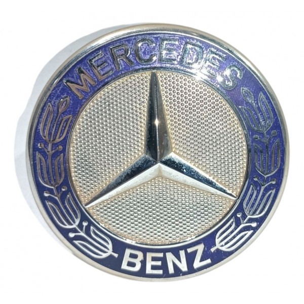 Emblema Capo Mercedes C180 C200 W204 07 14 2048170616
