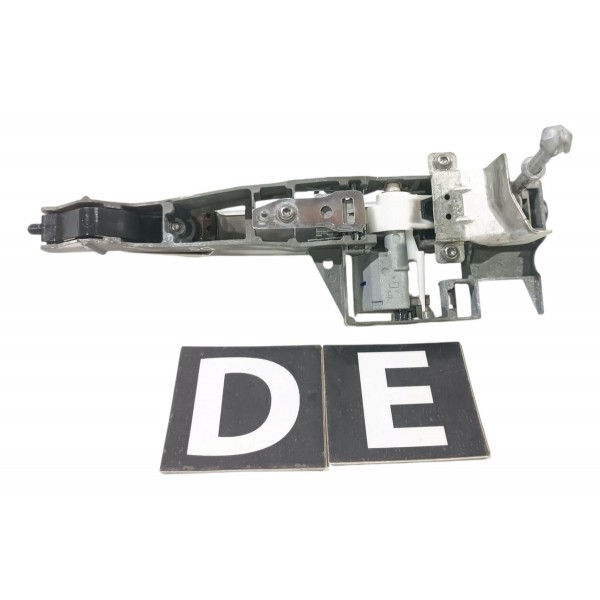 Macaneta Dianteira Esquerda Peugeot 3008 08 16 9688668180 Dianteira