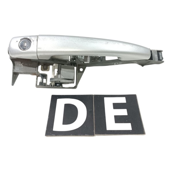 Macaneta Dianteira Esquerda Peugeot 3008 08 16 9688668180 Dianteira