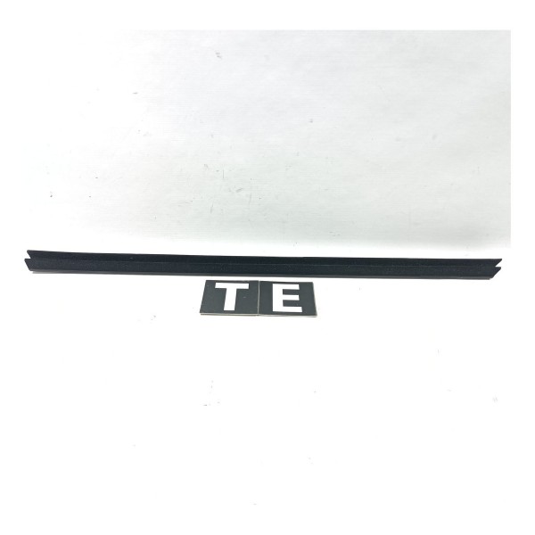 Pestana Interna Traseira Esquerda Peugeot 3008 08 16