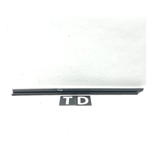 Pestana Interna Traseira Direita Peugeot 3008 2008 2016