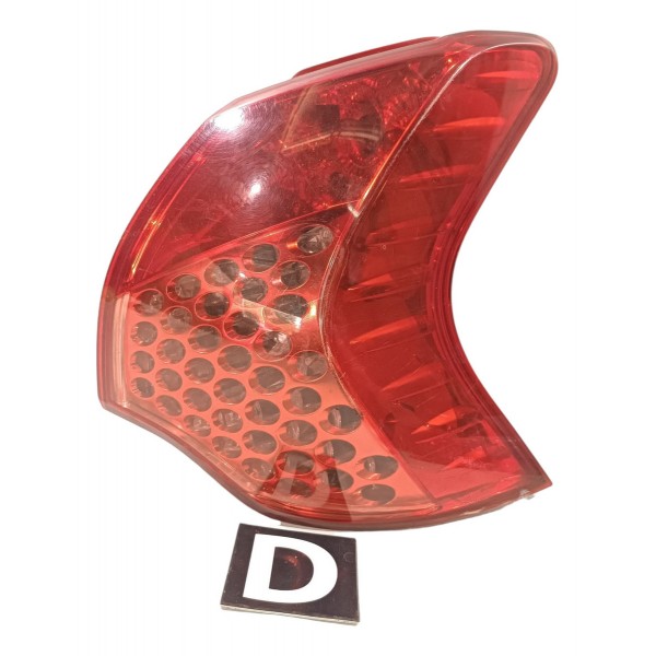 Lanterna Traseira Direita Peugeot 3008 2008 2013 9683460780 Direito/passageiro Vermelho