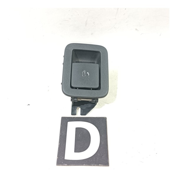 Puxador Direito Rebatimento Banco Traseiro Peugeot 3008 08