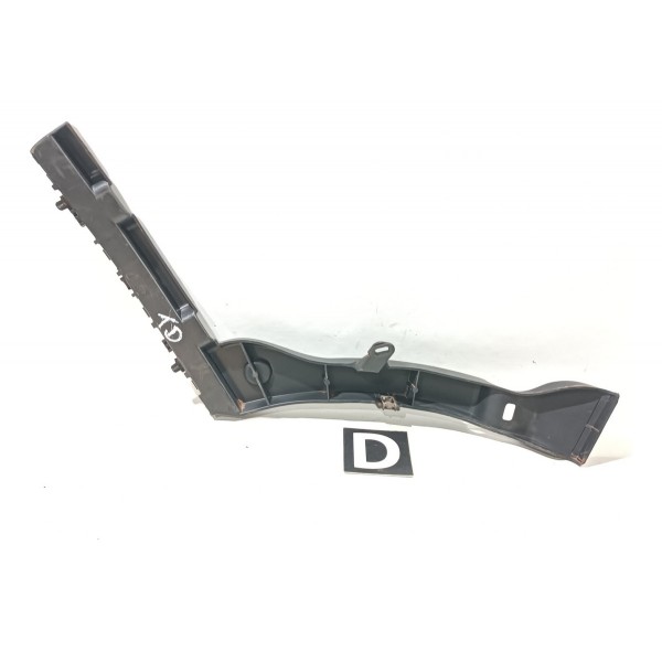 Guia Direito Parachoque Traseiro Peugeot 3008 2008 2013