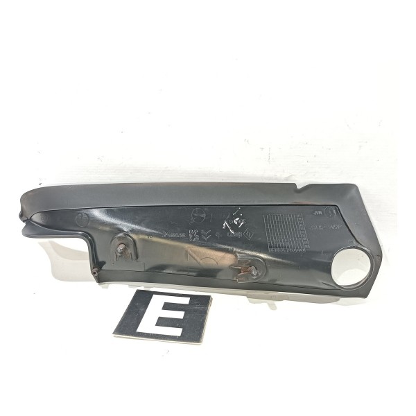 Acabamento Esquerdo Tampa Traseira Peugeot 3008 08 16