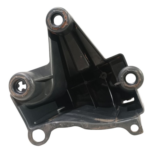 Guia Esquerdo Parachoque Traseiro Peugeot 3008 2008 2013