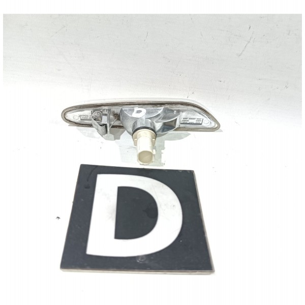 Seta Paralama Direito Bmw 530 E60 04 10 535 540 M5 8382104 Direito Laranja