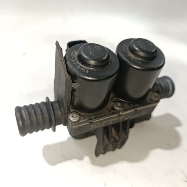 Valvula Controle Aquecimento Agua Bmw 530 E60 04 10 6931708
