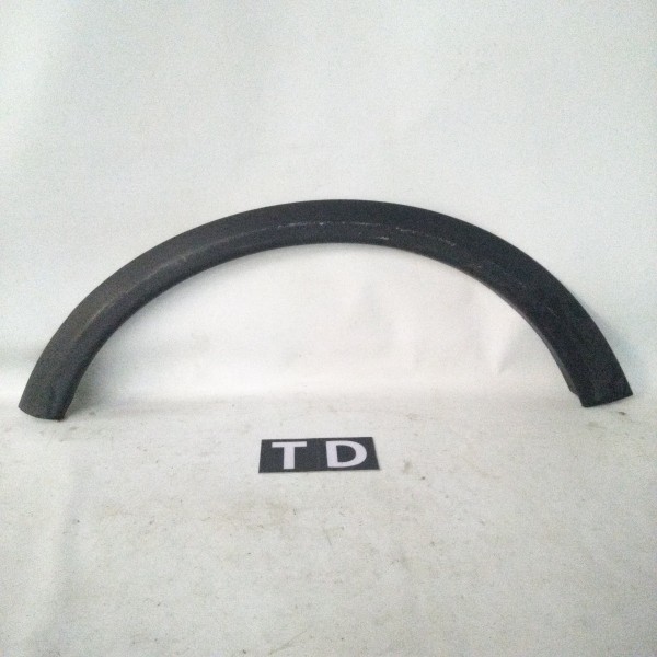 Aplique Arco Roda Traseiro Direito  Volvo C30 2006 2013