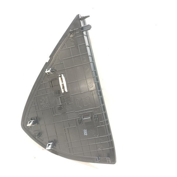 Acabamento Direito Lateral Tabelie Audi A1 2010 18 8x0857086