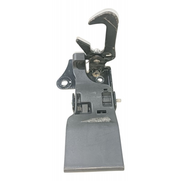 Trava Capo Audi A1 2010 2018 8x0823480a