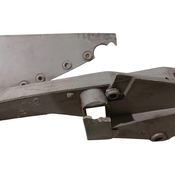 Moldura Coluna C Esquerda Chevrolet Calibra 1993 95 Detalhe