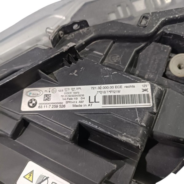 Farol Direito Bmw 320 F30 2012 2015 7259526 Detalhe Direito/passageiro