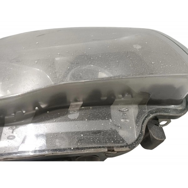 Farol Direito Bmw 120 2007 2011 E87 7249650 Detalhe Direito/passageiro