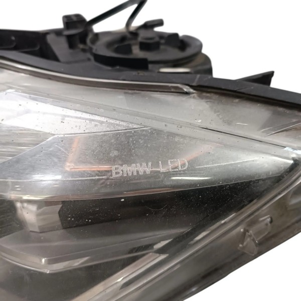 Farol Led Esquerdo Bmw 320 F30 2016 2019 19866101 Detalhe Esquerdo/motorista