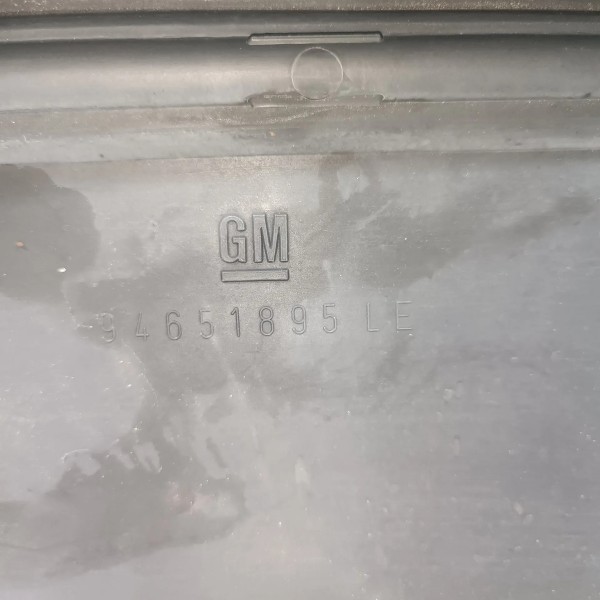 Polaina Esquerda Parachoque Traseiro Gm Chevette 87 93 Detal Preto Fosco