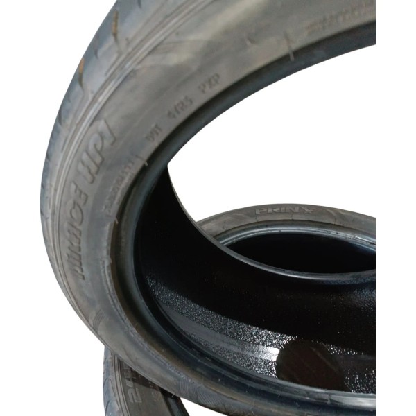 Par Pneus 245/45r18 Prinx Dot 0719 60% Borracha