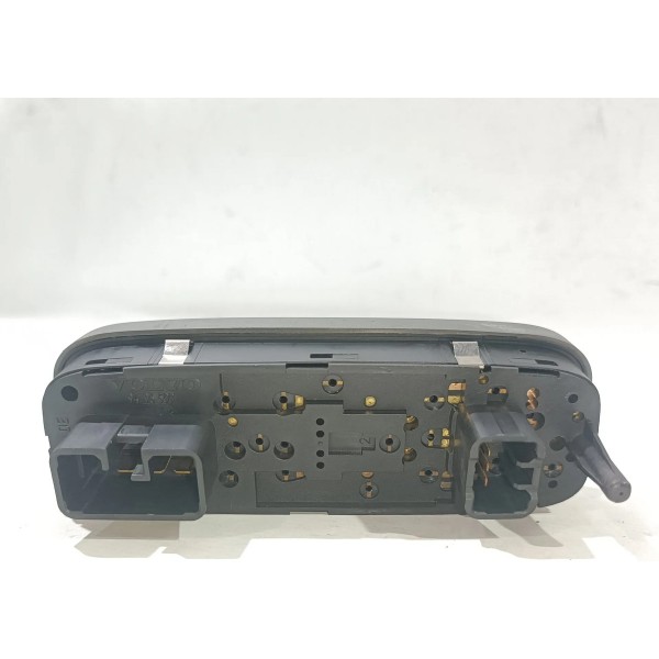 Botao Vidro Direito Volvo C70 1996 2005 9496599