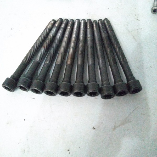 Kit Parafuso Motor Audi A4 2010 2.0t