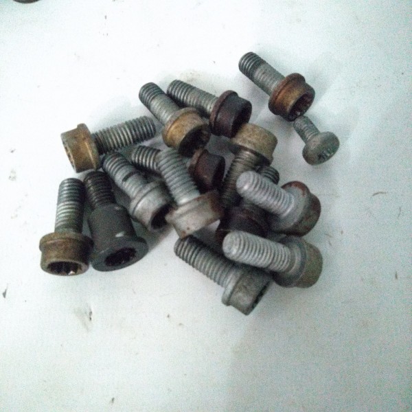 Kit Parafuso Motor Audi A4 2010 2.0t