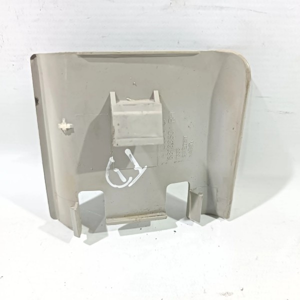 Moldura Trilho Banco Direito Volvo C70 1996 2005 6818850