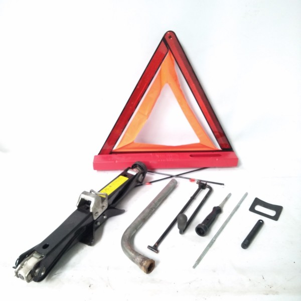 Kit Macaco E Triangulo Audi A4 2010 2.0t