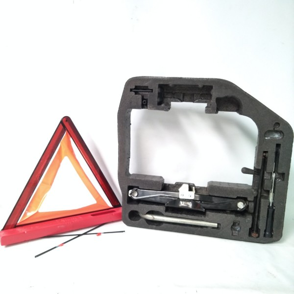 Kit Macaco E Triangulo Audi A4 2010 2.0t