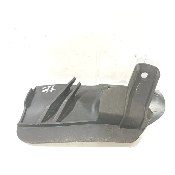 Parabarro Mudlap Traseiro Esquerdo Vw Jetta 2012 2017