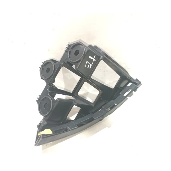Guia Parachoque Traseiro Vw Jetta 2012 17 5c6807393d Detalhe