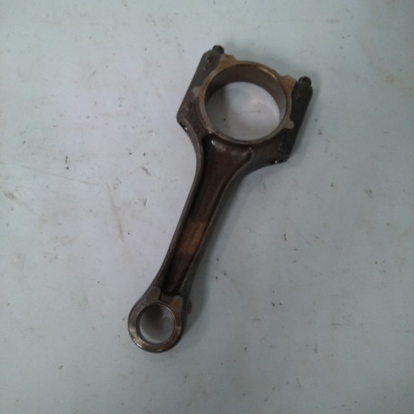 Biela Audi A4 2010 2.0t