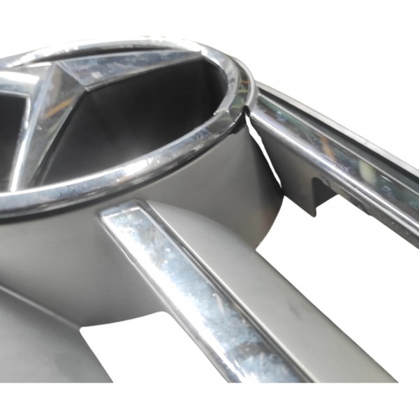 Grade Dianteira Mercedes C180 C200 W204 2007 2010 Detalhes